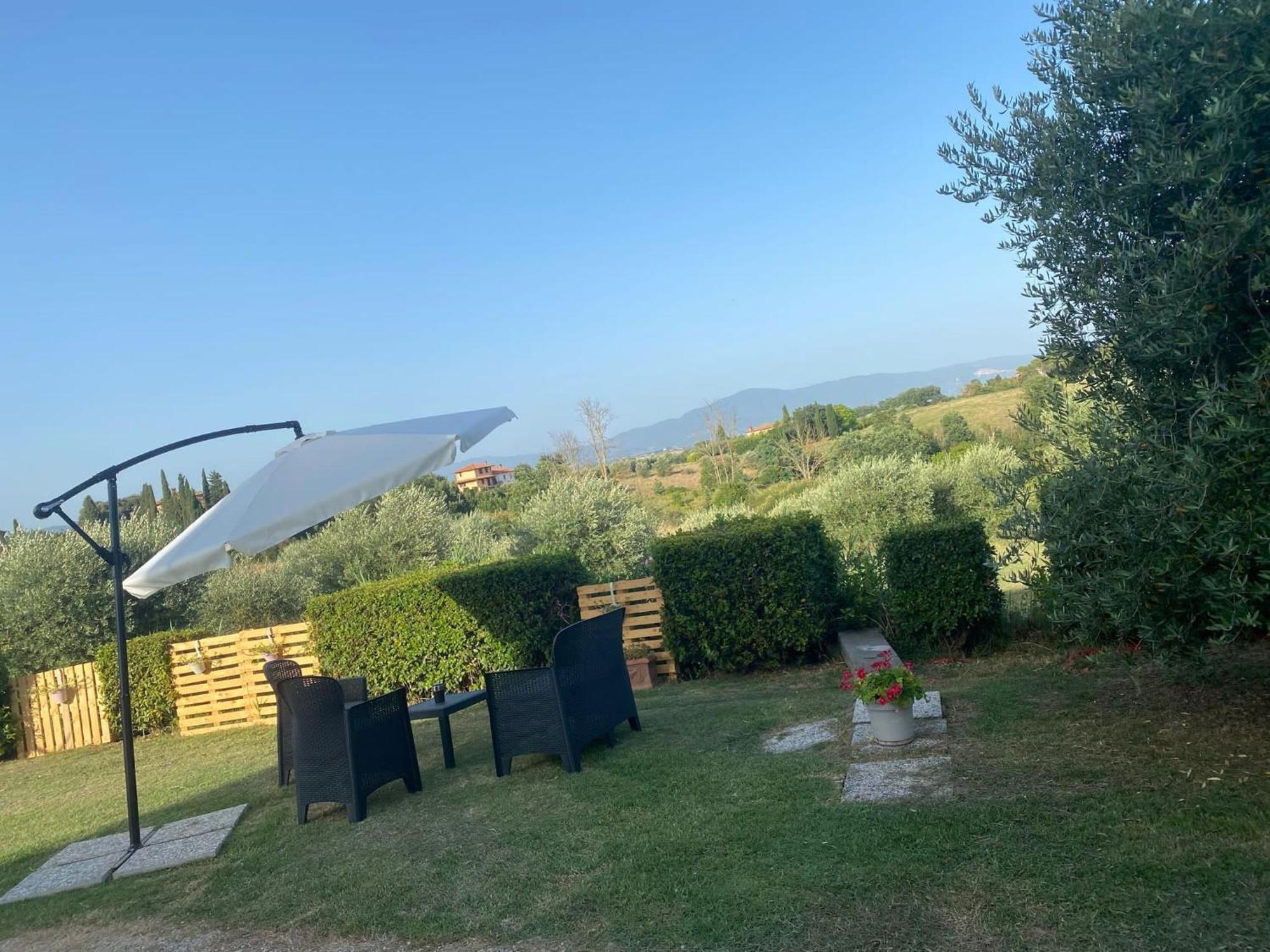 Casa Vacanza Da Lu Foiano Della Chiana Exteriör bild
